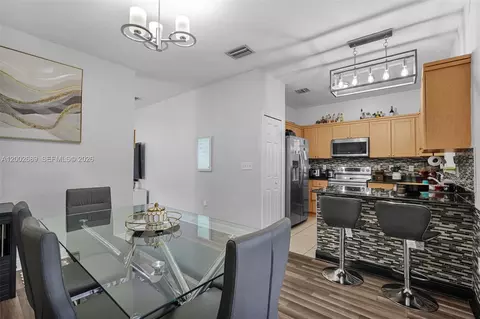 Dining - 1381 W 30th St, Hialeah, FL 33012 photo 1 of 2