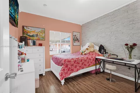 Bedroom - 1381 W 30th St, Hialeah, FL 33012 photo 4 of 5