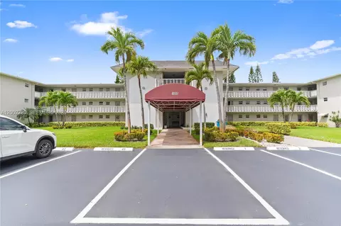 1000 Hillcrest Ct #214, Hollywood, FL 33021