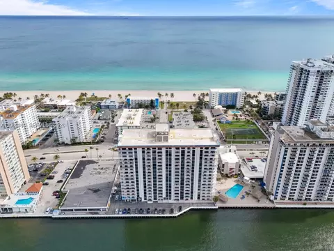 1500 S Ocean Dr #4F, Hollywood, FL 33019