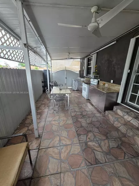 3600 E 5th Ave, Hialeah, FL 33013 photo 7