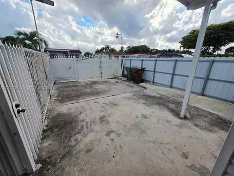 3600 E 5th Ave, Hialeah, FL 33013 photo 9