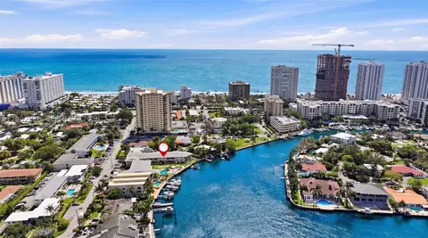 3216 SE 12th St #8, Pompano Beach, FL 33062