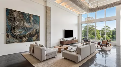 8101 Biscayne Blvd #R-306, Miami, FL 33138