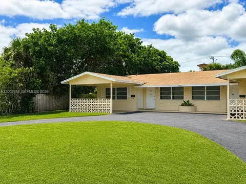 2051 NE 25th Ave, Pompano Beach, FL 33062