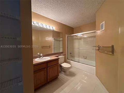 Bath - 731 Lyons Rd #16203, Coconut Creek, FL 33063 photo 1 of 2
