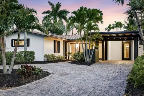 1704 SW 5th Ct, Fort Lauderdale, FL 33312