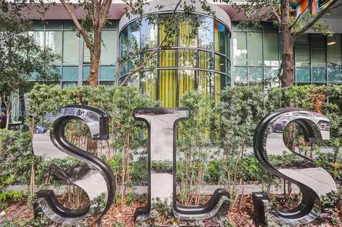 1300 S Miami Ave #3111, Miami, FL 33130