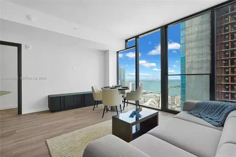 20 NE 11th St #4006, Miami, FL 33132