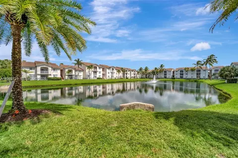 2620 S University Dr #109, Davie, FL 33328