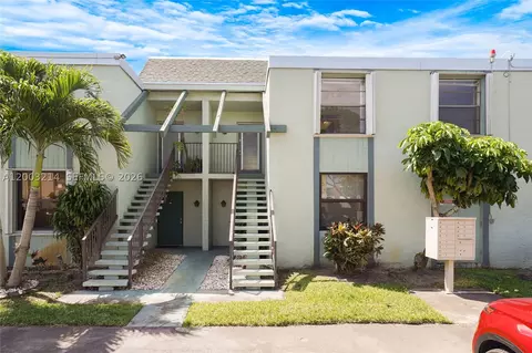 7330 NW 18th St #204, Margate, FL 33063