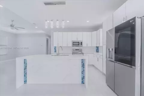 1114 NE 7th, Cape Coral, FL 33909