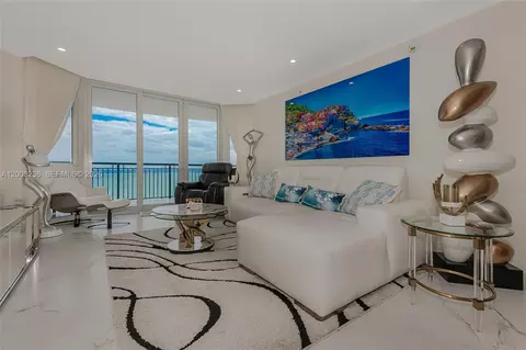 17375 Collins Ave #1601, Sunny Isles Beach, FL 33160
