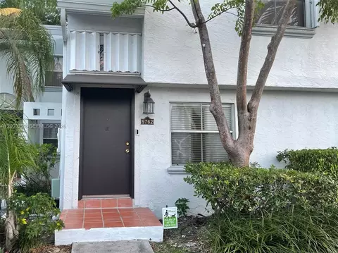 9762 NW 47th Ter #175, Doral, FL 33178