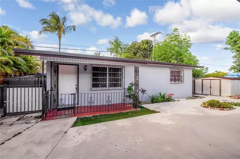 Exterior - 175 E 45th St, Hialeah, FL 33013 photo 6 of 8