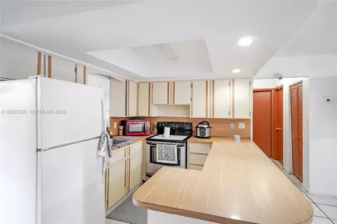 Kitchen - 175 E 45th St, Hialeah, FL 33013 photo 5 of 5