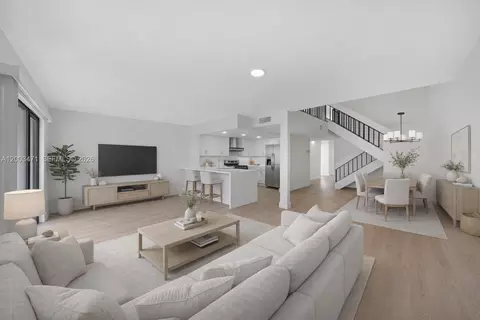 2548 N 38th Ave #C-23, Hollywood, FL 33021