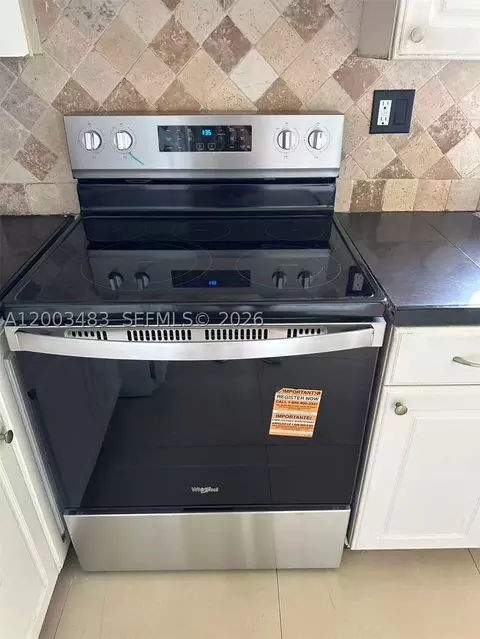 8429 Forest Hills Dr #301, Coral Springs, FL 33065