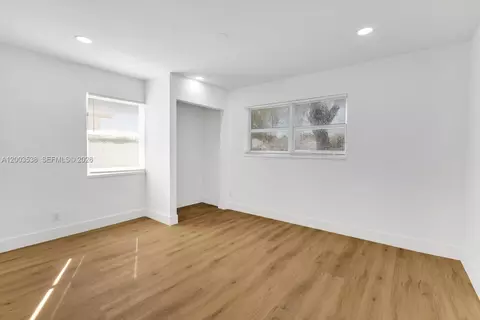 327 SE 2nd Ave, Dania Beach, FL 33004 photo 8
