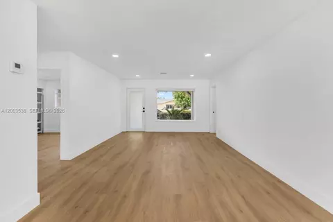 327 SE 2nd Ave, Dania Beach, FL 33004 photo 5