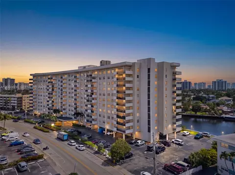 401 Golden Isles Dr #303, Hallandale Beach, FL 33009