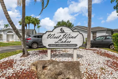 6696 SW 152nd Pl #27-96, Miami, FL 33193