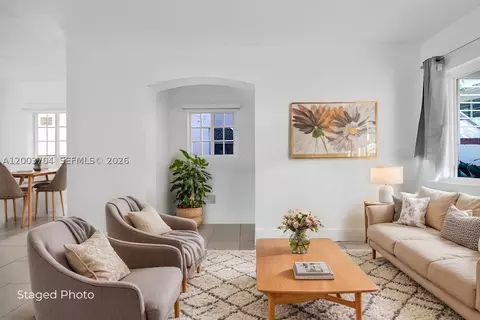 1195 Marseille Dr #5, Miami Beach, FL 33141