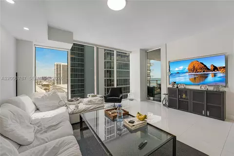 1040 Biscayne Blvd #1905, Miami, FL 33132