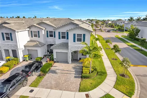 2623 SE 11th St, Homestead, FL 33035