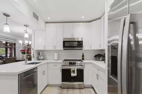 10790 NW 14th St #184, Plantation, FL 33322