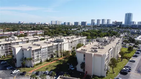 851 Three Islands Blvd #411, Hallandale Beach, FL 33009