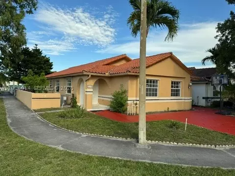 7599 W 4th Ct, Hialeah, FL 33014 photo 3
