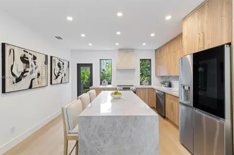 666 NE 62nd St, Miami, FL 33138