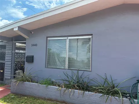 1440 NE 174th St, North Miami Beach, FL 33162