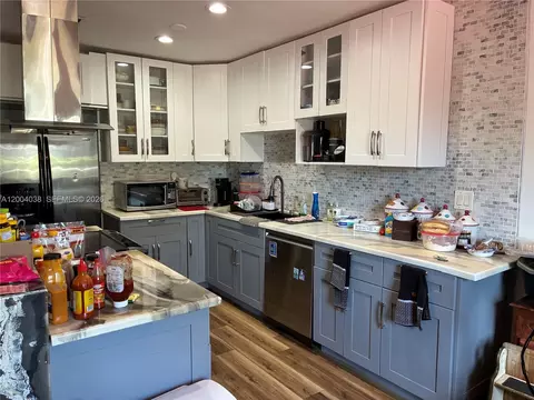 1440 NE 174th St, North Miami Beach, FL 33162