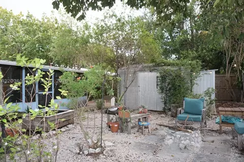 Exterior - 229 2nd Rd, Key Largo, FL 33037 photo 14 of 22