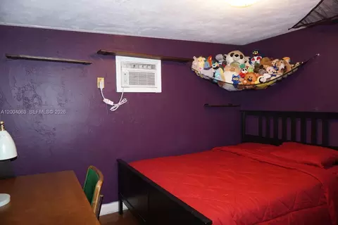 Bedroom - 229 2nd Rd, Key Largo, FL 33037 photo 5 of 6