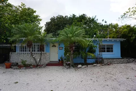 Exterior - 229 2nd Rd, Key Largo, FL 33037 photo 2 of 22