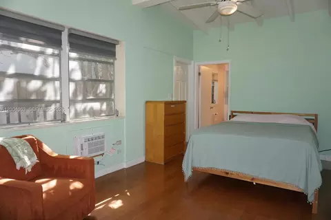 Bedroom - 229 2nd Rd, Key Largo, FL 33037 photo 4 of 6