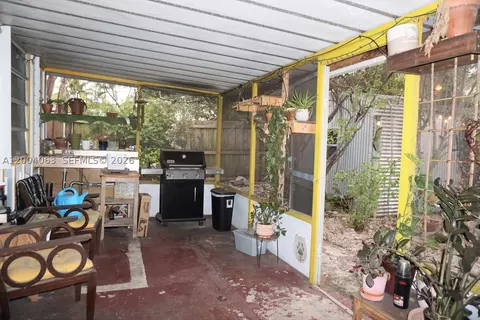 Exterior - 229 2nd Rd, Key Largo, FL 33037 photo 20 of 22