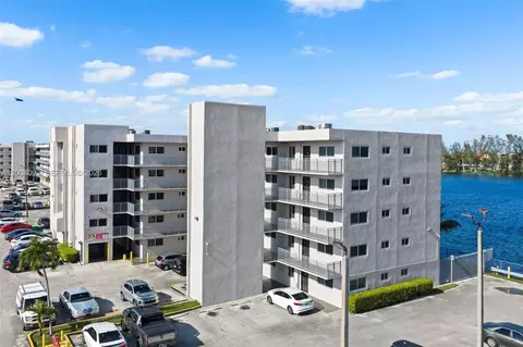 9915 W Okeechobee Rd #2-403, Hialeah Gardens, FL 33016
