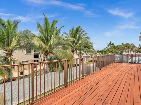 Exterior - 17351 SW 32nd Ct, Miramar, FL 33029 photo 3 of 5