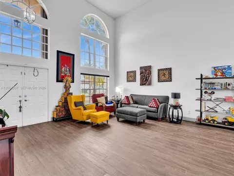 Living - 17351 SW 32nd Ct, Miramar, FL 33029 photo 2 of 7