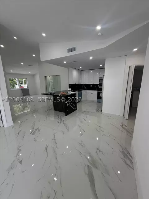 8981 SW 5th Ln, Miami, FL 33174