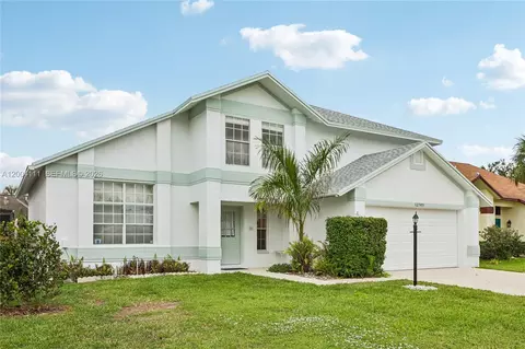 12769 Meadowbreeze Dr, Wellington, FL 33414