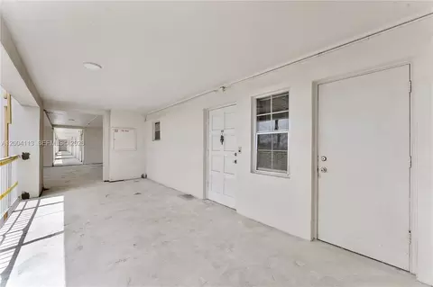 2661 S Course Dr #805, Pompano Beach, FL 33069