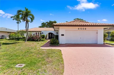 4508 King Palm Dr, Tamarac, FL 33319