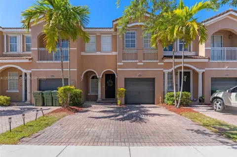 2583 SE 13th Ct, Homestead, FL 33035