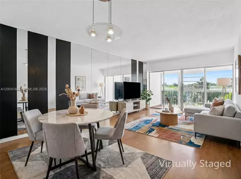 8775 Park Blvd #406, Miami, FL 33172