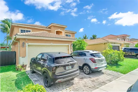 9031 SW 208th Ter, Cutler Bay, FL 33189